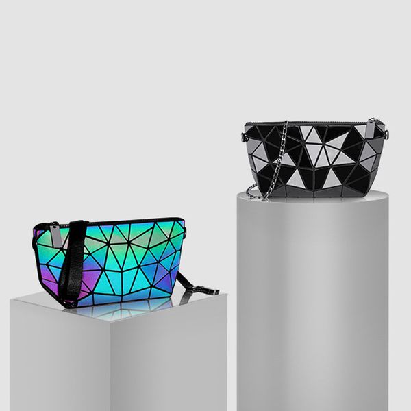 fashion mini patent leather women's handbags luminous irregular geometric female bag lingge purse crossbody bags two type straps
fashion mini patent leather women's handbags luminous irregular geometric female bag lingge purse crossbody bags two type straps