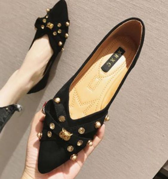 2019 women's shoes in spring and autumn with new style flat bottom pointed end rivet suede @14, Black
2019 women's shoes in spring and autumn with new style flat bottom pointed end rivet suede @14, Black