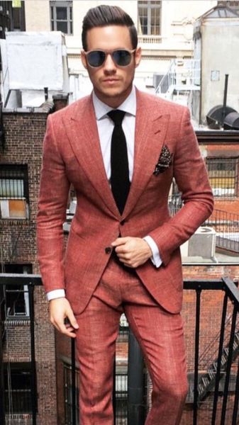 2019 red wedding suits for men black men suits tuxedo for marriage prom handsome groom tuxedo groomsman costume, White;black
2019 red wedding suits for men black men suits tuxedo for marriage prom handsome groom tuxedo groomsman costume, White;black