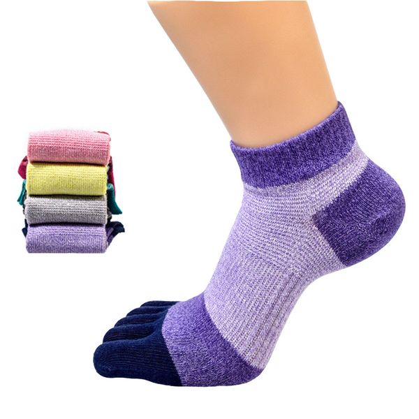 1 pair women five toe sports socks breathable cotton socks sweat absorbent deodorant anti-friction for running cycling travel, Black
1 pair women five toe sports socks breathable cotton socks sweat absorbent deodorant anti-friction for running cycling travel, Black
