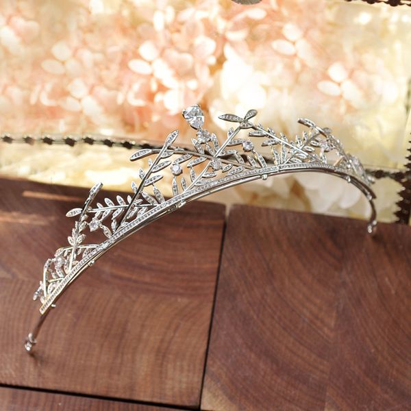charming cubic zirconia tiara crown plant design pear cut zircon cz stone headband hair jewelry for wedding bride headdress gift, Golden;white
charming cubic zirconia tiara crown plant design pear cut zircon cz stone headband hair jewelry for wedding bride headdress gift, Golden;white