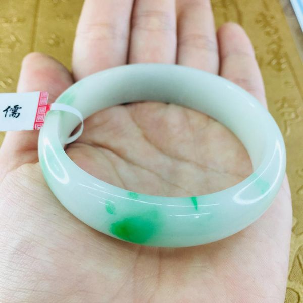 send a certificate natural jadeite bracelets carved green two-color 52-61mm female jade bracelet jewelry gifts, Golden;silver
send a certificate natural jadeite bracelets carved green two-color 52-61mm female jade bracelet jewelry gifts, Golden;silver