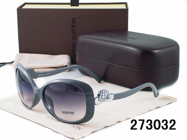 latest selling popular fashion women designer sunglasses square plate metal combination frame uv400 lens with box, White;black
latest selling popular fashion women designer sunglasses square plate metal combination frame uv400 lens with box, White;black
