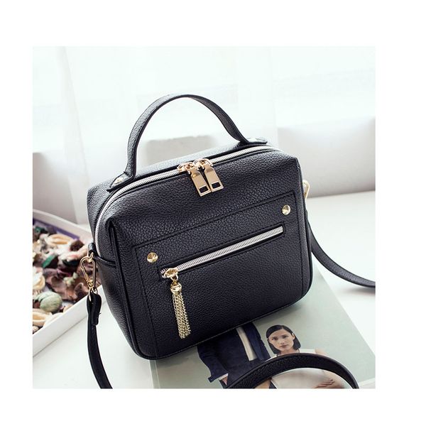 quality leather small crossbody bags for women 2020 female tassel shoulder bag women zipper phone purse handbags messenger bags
quality leather small crossbody bags for women 2020 female tassel shoulder bag women zipper phone purse handbags messenger bags