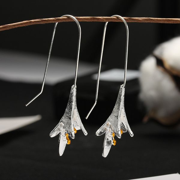 new fashion silver color vintage orchid flower earrings for women handmade thai silver long line drop earring
new fashion silver color vintage orchid flower earrings for women handmade thai silver long line drop earring