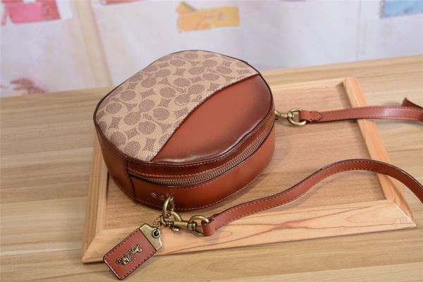 19ss female student single-shoulder girl bag female 2019 new single-shoulder all-purpose small cross-body bag school good quality brand
19ss female student single-shoulder girl bag female 2019 new single-shoulder all-purpose small cross-body bag school good quality brand