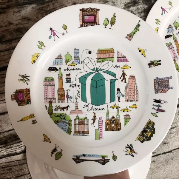 outline lovers on fifth avenue plate shape 6" flat plate bone china dish middle celebrity steak breakfast plate
outline lovers on fifth avenue plate shape 6" flat plate bone china dish middle celebrity steak breakfast plate