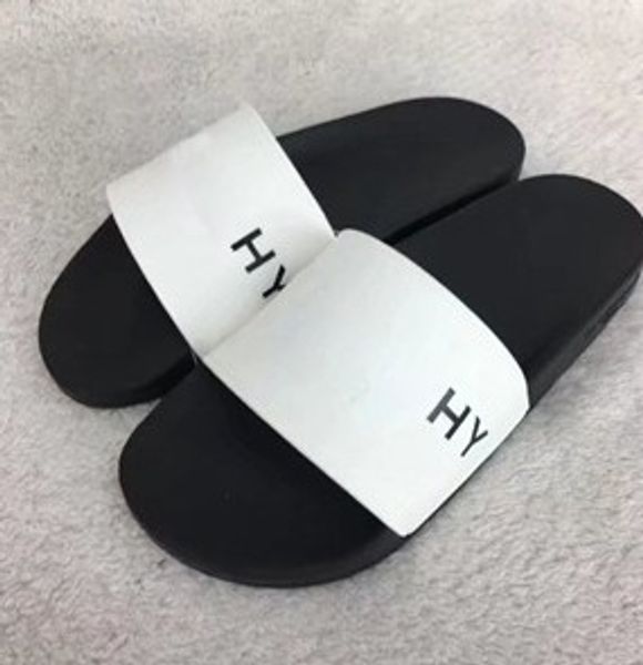 designer rubber slippers 2019 fashion slide sandals slippers for men women with original box designer beach flip flops slipper, Black
designer rubber slippers 2019 fashion slide sandals slippers for men women with original box designer beach flip flops slipper, Black