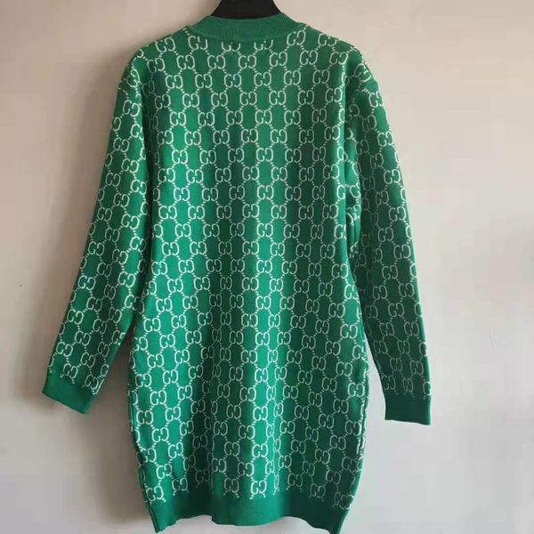 1206 Новое прибытие 2020 Кнопка весна свитер Crew Neck с длинным рукавом письмо Зеленый кардиган Марка Same Style Luxury ЦЯНЬ 
1206 Новое прибытие 2020 Кнопка весна свитер Crew Neck с длинным рукавом письмо Зеленый кардиган Марка Same Style Luxury ЦЯНЬ