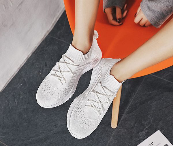 2020 new light athletic sneakers breathable male sneakers non-slip comfortable mesh athletic shoes with box
2020 new light athletic sneakers breathable male sneakers non-slip comfortable mesh athletic shoes with box