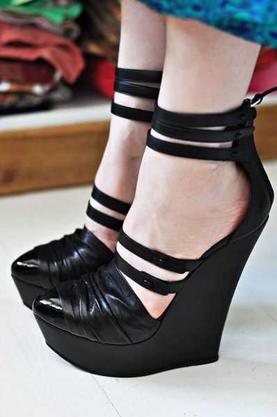 kolnoo new womens wadges heel pumps d'orsay style night-club party dress shoes fashion high heel evening pumps shoes d248, Black
kolnoo new womens wadges heel pumps d'orsay style night-club party dress shoes fashion high heel evening pumps shoes d248, Black