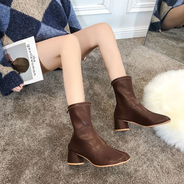 black boots rock shoes woman chunky heel round toe low heels booties booties ladies winter footwear boots-women lace up martins
black boots rock shoes woman chunky heel round toe low heels booties booties ladies winter footwear boots-women lace up martins
