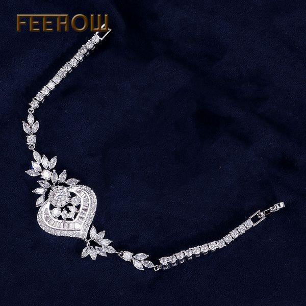 rakol exclusive dubai white color jewelry luxury cubic zirconia necklace earring bracelet party jewelry set for women, Silver
rakol exclusive dubai white color jewelry luxury cubic zirconia necklace earring bracelet party jewelry set for women, Silver