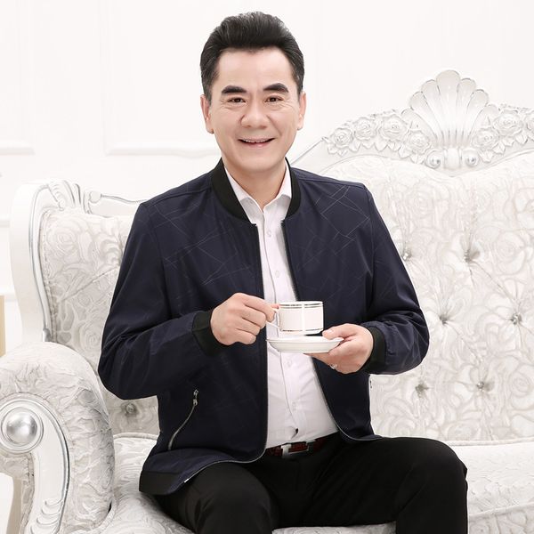 middle-aged men's coat dad autumn clothing 2017 new style 40-year-old middle aged and elderly people spring and autumn jacket 50, Black;brown
middle-aged men's coat dad autumn clothing 2017 new style 40-year-old middle aged and elderly people spring and autumn jacket 50, Black;brown