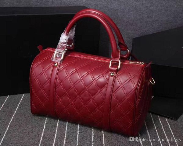 new arrive classic luxury designer speed handbag 32cm upscale soft and delicate calfskin luggage travel bag super trendy shoulder bag
new arrive classic luxury designer speed handbag 32cm upscale soft and delicate calfskin luggage travel bag super trendy shoulder bag