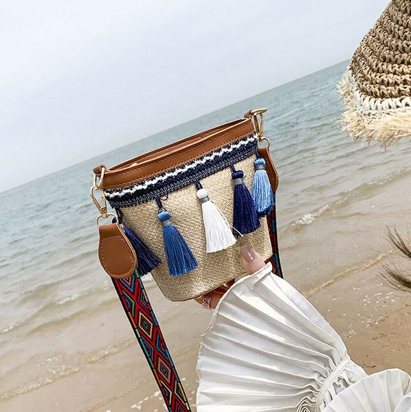 new women bag lovely bohemian handmade straw woven handbag for lady fashion travel messenger beach shoulder bag casual
new women bag lovely bohemian handmade straw woven handbag for lady fashion travel messenger beach shoulder bag casual