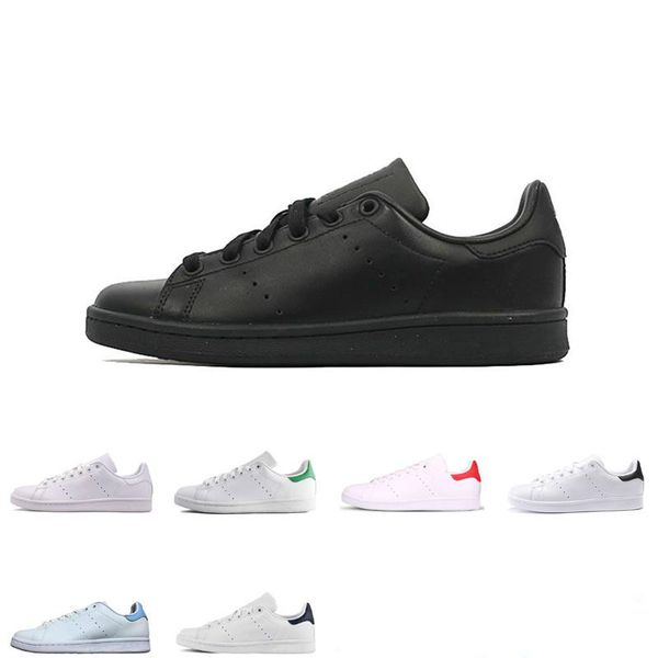 2020 new mens smith casual shoes classic female flat shoes triple black pink green blue lovers sapatos stan sneakers size 36-45
2020 new mens smith casual shoes classic female flat shoes triple black pink green blue lovers sapatos stan sneakers size 36-45