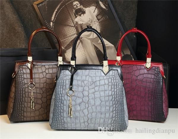 atmospheric crocodile grain 2018 new large capacity in europe and the united states women bag multilayer middle-aged lady handbags 009
atmospheric crocodile grain 2018 new large capacity in europe and the united states women bag multilayer middle-aged lady handbags 009