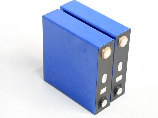 16шт lifepo4 3.2 v 20ah 200a высокий ток разряда 20ah 3.2 v lifepo4 аккумуляторная батарея для электрического двигателя велосипеда аккумулят
16шт lifepo4 3.2 v 20ah 200a высокий ток разряда 20ah 3.2 v lifepo4 аккумуляторная батарея для электрического двигателя велосипеда аккумулят