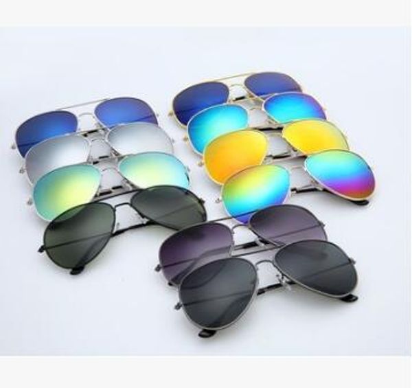 factory wholesale latest fashion classic style metal frame colored mirror men and women sun sunglasses fashion accessories glasses 30 pairs, White;black
factory wholesale latest fashion classic style metal frame colored mirror men and women sun sunglasses fashion accessories glasses 30 pairs, White;black