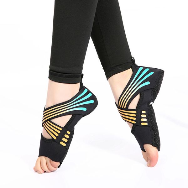 professional non-slip yoga shoes women open toe floor pilates shoes indoor bandage breathable sport fitness socks
professional non-slip yoga shoes women open toe floor pilates shoes indoor bandage breathable sport fitness socks