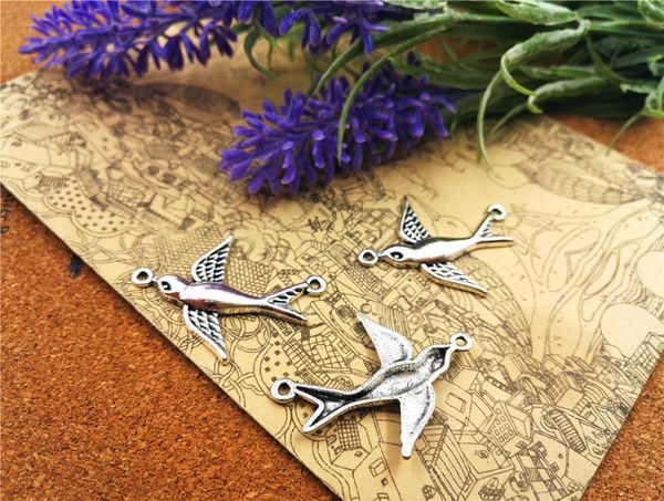 45pcs-- 37*30mm antique silver mini lovely swallows charms diy charms pendants, Bronze;silver
45pcs-- 37*30mm antique silver mini lovely swallows charms diy charms pendants, Bronze;silver