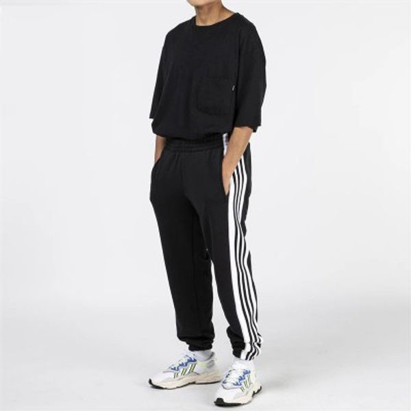 Mens Designer Pants Sports Brand Spring Summer New Arrival Thin Pants Leisure Time Easy Match 3 Colors S-2XL
Mens Designer Pants Sports Brand Spring Summer New Arrival Thin Pants Leisure Time Easy Match 3 Colors S-2XL