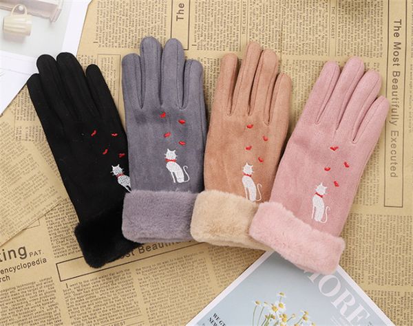 suede gloves women' autumn/winter touch screen plus plush thickened korean cartoon cycling warm gloves, Blue;gray
suede gloves women' autumn/winter touch screen plus plush thickened korean cartoon cycling warm gloves, Blue;gray
