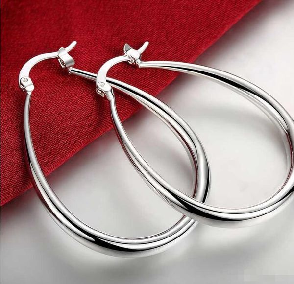 Серьги из стерлингового серебра 925 пробы Посеребренная Мода Стерео Твердые U-обра
Серьги из стерлингового серебра 925 пробы Посеребренная Мода Стерео Твердые U-обра