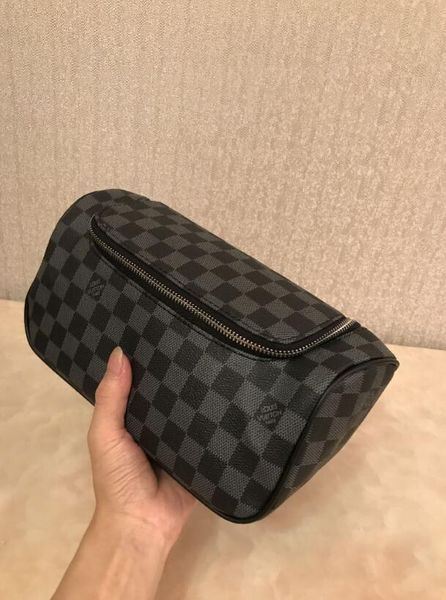 3 colors high-end quality men travelling toilet bag fashion design women wash bag large capacity cosmetic bags makeup toiletry bag pouch
3 colors high-end quality men travelling toilet bag fashion design women wash bag large capacity cosmetic bags makeup toiletry bag pouch
