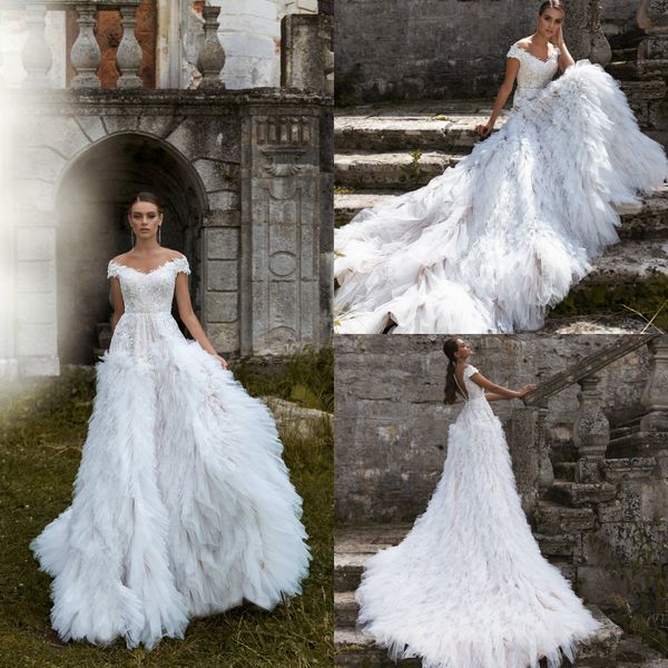 2020 milla nova boho wedding dresses lace appliqued a line sweep train country bridal gowns off shoulder tiered skirts robes de mariée, White
2020 milla nova boho wedding dresses lace appliqued a line sweep train country bridal gowns off shoulder tiered skirts robes de mariée, White