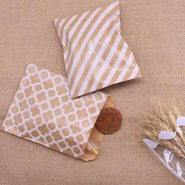 25pcs 13*18cm wave dot kraft paper candy biscuit bags packing pouch popcorn bag birthday wrapping supplies
25pcs 13*18cm wave dot kraft paper candy biscuit bags packing pouch popcorn bag birthday wrapping supplies