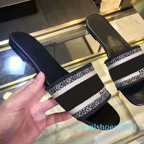 fashion designer women shoes designer slides sandals wedge sandals for women letter sandals classic designer woman beach shoes 35-40 c18, Black
fashion designer women shoes designer slides sandals wedge sandals for women letter sandals classic designer woman beach shoes 35-40 c18, Black