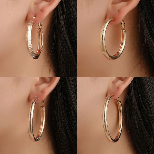fashion trendy hollow rhombus geometric earrings for women creative temperament office lady ear jewelry new gift, Golden;silver
fashion trendy hollow rhombus geometric earrings for women creative temperament office lady ear jewelry new gift, Golden;silver
