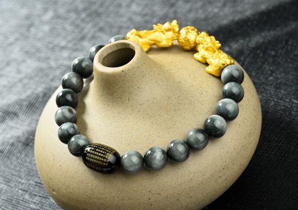 wholesale exquisite imitation gold double pixiu charm bracelet natural grey beads bracelets for fashion men, Golden;silver
wholesale exquisite imitation gold double pixiu charm bracelet natural grey beads bracelets for fashion men, Golden;silver