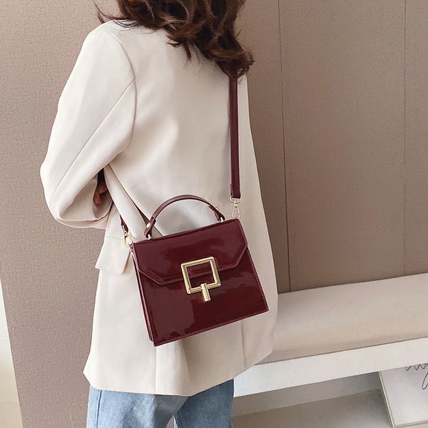 new women handbags small messenger bags patent leather shoulder crossbody bag flap clutch party bag cover open handbag black
new women handbags small messenger bags patent leather shoulder crossbody bag flap clutch party bag cover open handbag black