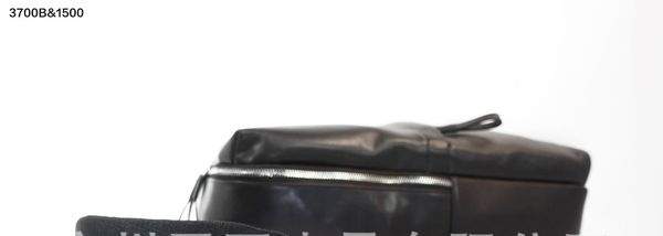 2suitcase carry ontravel bag carry-onvdesigner luxury handbags purses leather handbag shoulder bag big backpack
2suitcase carry ontravel bag carry-onvdesigner luxury handbags purses leather handbag shoulder bag big backpack
