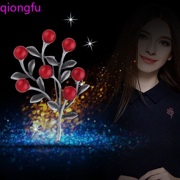 qiongfu european and american court retro pearl brooch simple fashion zinc alloy brooch pin shoes bag coat and cap decorations, Gray
qiongfu european and american court retro pearl brooch simple fashion zinc alloy brooch pin shoes bag coat and cap decorations, Gray