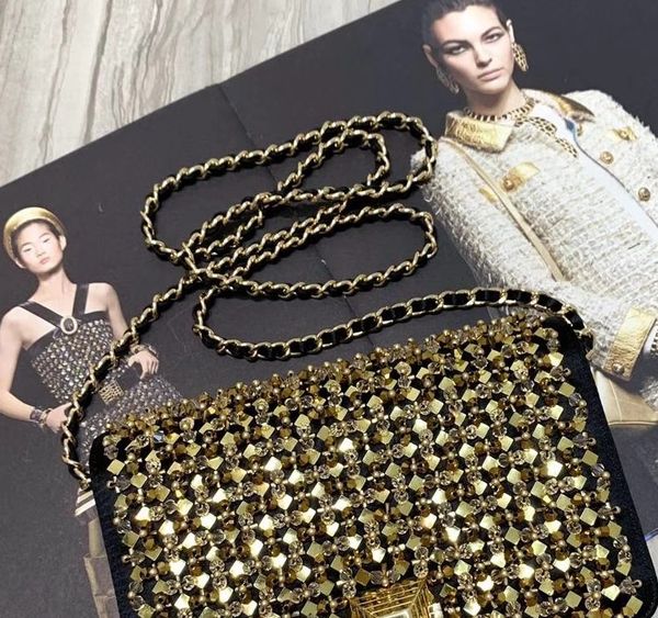 whosale original design purse,dinner bag,luxury handag,wallet,2colors for chose,made by calf,lamb skin,fast delivery
whosale original design purse,dinner bag,luxury handag,wallet,2colors for chose,made by calf,lamb skin,fast delivery