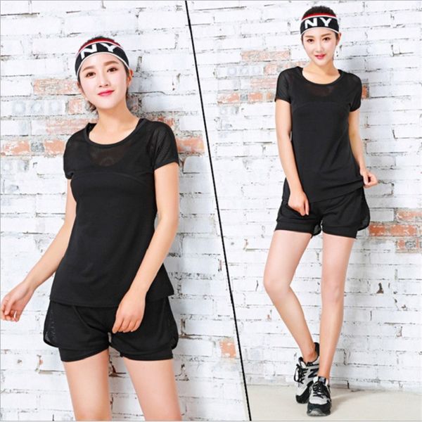 news 2 in 1 running yoga suit sport t-shirt+shorts female breathable gym jogging sport set summer quick dry girls running suits, Black;blue
news 2 in 1 running yoga suit sport t-shirt+shorts female breathable gym jogging sport set summer quick dry girls running suits, Black;blue