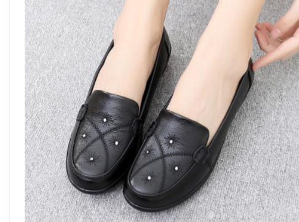 2020 women's shoes in spring and autumn with new style slope heel round head mother grandma's shoes@9107, Black
2020 women's shoes in spring and autumn with new style slope heel round head mother grandma's shoes@9107, Black