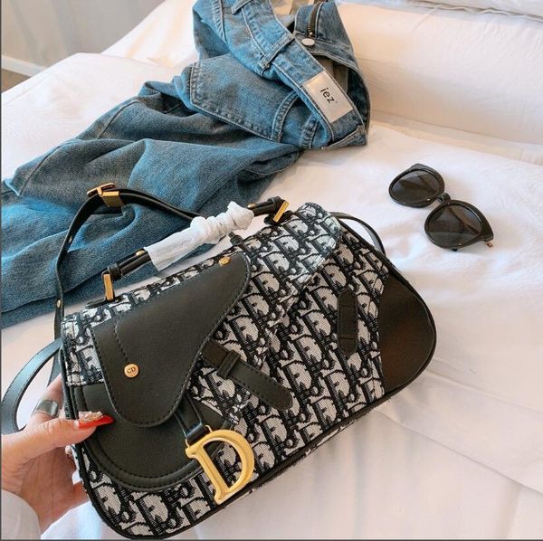 new 2020 ladies canvas handbag women's shoulder bag ladies messenger bag wallet elegant wild armpit bag
new 2020 ladies canvas handbag women's shoulder bag ladies messenger bag wallet elegant wild armpit bag