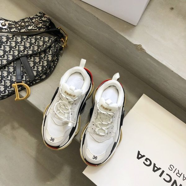 2020 new rb couple air cushion platform shoes men casual sports ladies casual platform sports shoes
2020 new rb couple air cushion platform shoes men casual sports ladies casual platform sports shoes