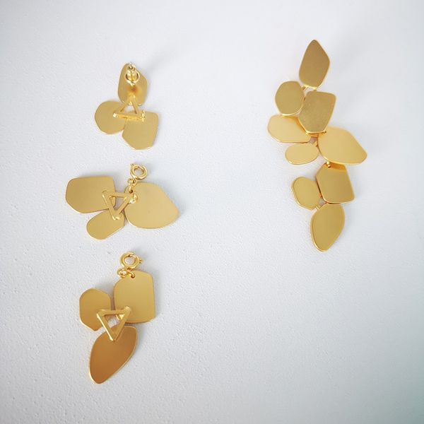 geometric earrings simple retro exaggerated earrings matte gold personality ear studs ear loop ear accessories ing, Golden;silver
geometric earrings simple retro exaggerated earrings matte gold personality ear studs ear loop ear accessories ing, Golden;silver