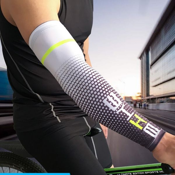 1 pair quick dry running arm sleeves cycling bicycle uv sun protection cuff cover basketball elbow pad fitness arm warmers, Black
1 pair quick dry running arm sleeves cycling bicycle uv sun protection cuff cover basketball elbow pad fitness arm warmers, Black