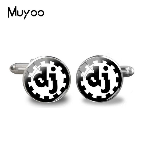 2019 new dj world silver round cufflink music lovers cuff dj day p shirt cufflinks men glass dome jewelry
2019 new dj world silver round cufflink music lovers cuff dj day p shirt cufflinks men glass dome jewelry
