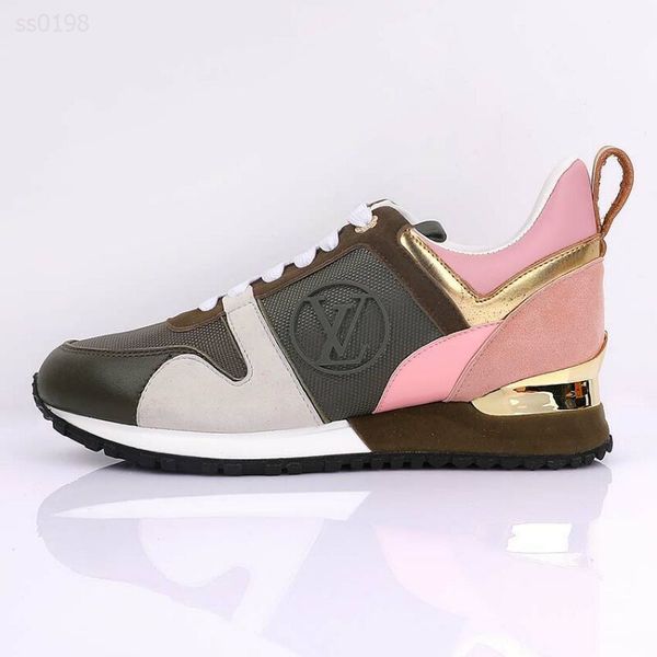 luxury sports shoes man woman casual shoes breathable leisure race runner shoes outdoors trainers with box size 35-46, Black
luxury sports shoes man woman casual shoes breathable leisure race runner shoes outdoors trainers with box size 35-46, Black