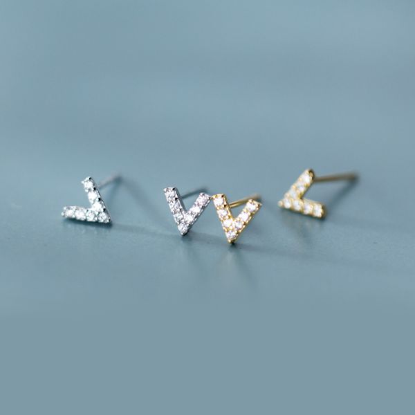 100% 925 sterling silver small letter v shape stud earrings for women fashion gold color filled cubic zirconia earings jewelry, Golden;silver
100% 925 sterling silver small letter v shape stud earrings for women fashion gold color filled cubic zirconia earings jewelry, Golden;silver