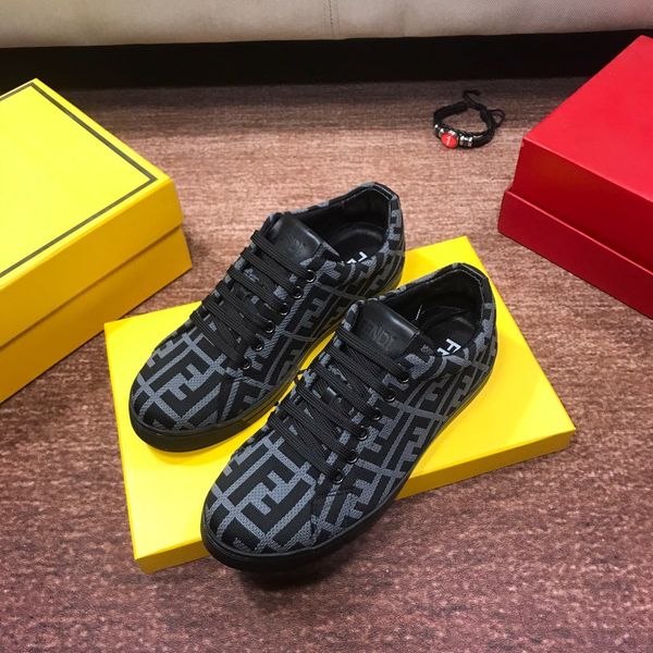 luxury men's jogging sneakers party casual shoes triple fashion designer shoes men's brand vintage letter pattern with original bo, Black
luxury men's jogging sneakers party casual shoes triple fashion designer shoes men's brand vintage letter pattern with original bo, Black