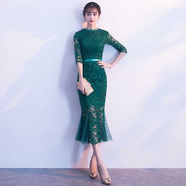 new style robes female improved version medium long section slim fishtail young models girls dark green lace cheongsam dress, White;black
new style robes female improved version medium long section slim fishtail young models girls dark green lace cheongsam dress, White;black